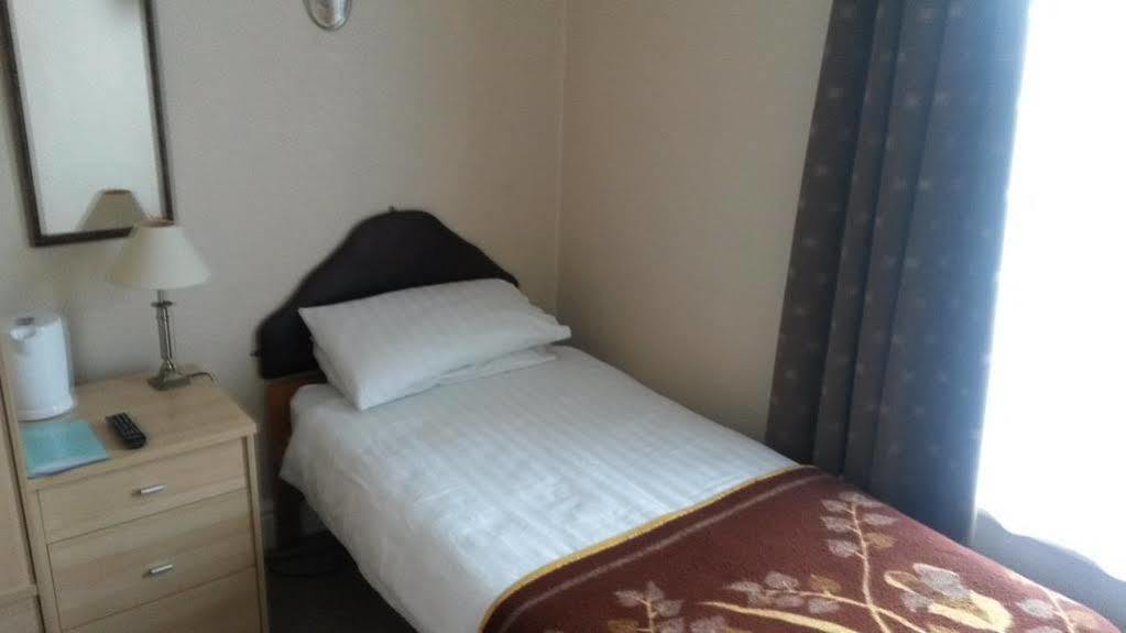 Ash Lodge - Guest House Blackpool Dış mekan fotoğraf